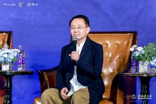 金土皓作词、作曲 : 热爱共产党