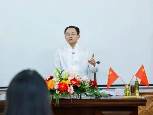 金土皓作词、作曲 : 热爱共产党