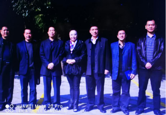 星火映心，文道破局——传播心理学与东方人文哲学双维深度剖解刘蔓榕《跳跃的火花》现象级传播范式