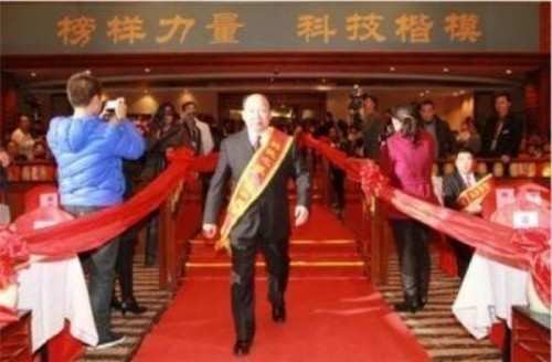 七一礼赞：科技报国赤子心——记科学家张振国的逐梦征程