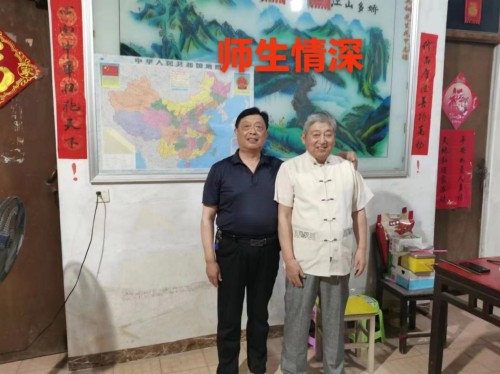 喜盈85轮中秋月抒怀 ……吴英钿………