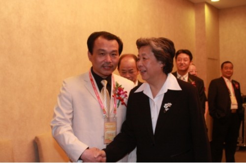 守正创新担使命，岐黄仁心惠苍生——邹万生领航大健康产业新征程